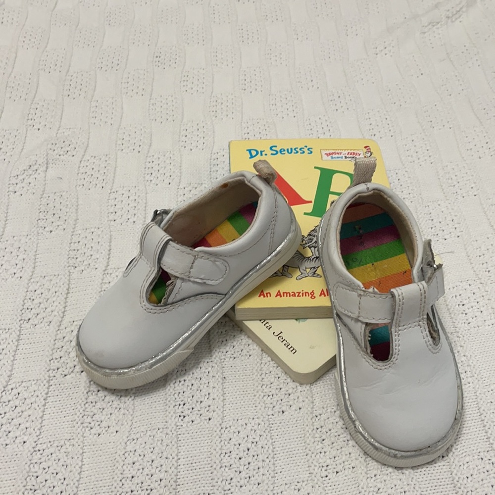 Baby/toddler shoes size 5 - Picture 3 of 5